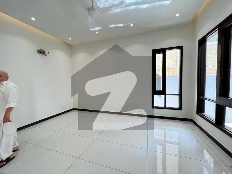 ڈی ایچ اے فیز 7 ڈی ایچ اے ڈیفینس,کراچی میں 6 کمروں کا 1 کنال مکان 16.0 کروڑ میں برائے فروخت۔