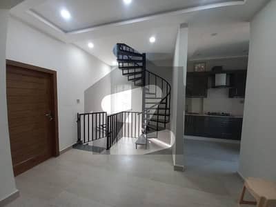 Good Livable 7 Marla Upper Portion For Rent In G-8, Islamabad
