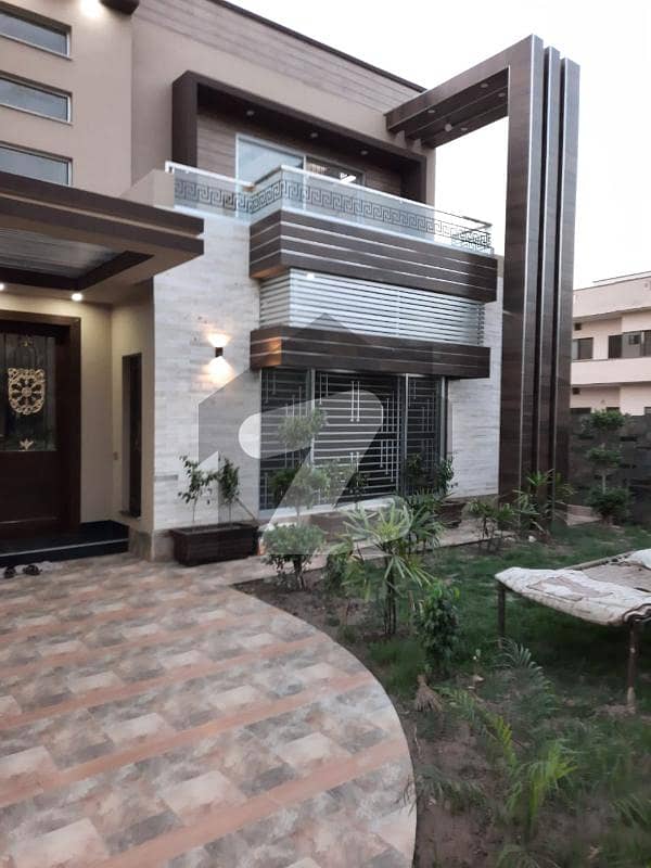 2 Kanal Beautiful House for Sale Available in Good Society Lahore Pakistan