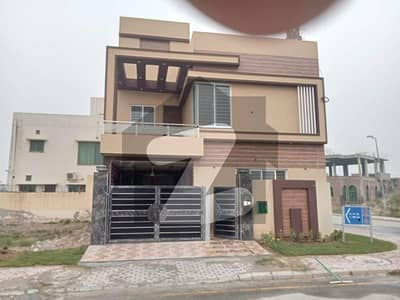 بحریہ ٹاؤن ۔ ٹیپو سلطان بلاک ایکسٹینشن بحریہ ٹاؤن ۔ سیکٹر ایف,بحریہ ٹاؤن,لاہور میں 3 کمروں کا 6 مرلہ مکان 1.75 کروڑ میں برائے فروخت۔