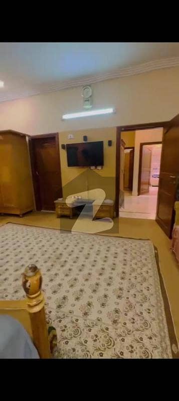 400 Sq. Yd. Portion With Roof 4 Bed D/D 400 Sq. Yd. Portion With Roof 4 Bed D/D