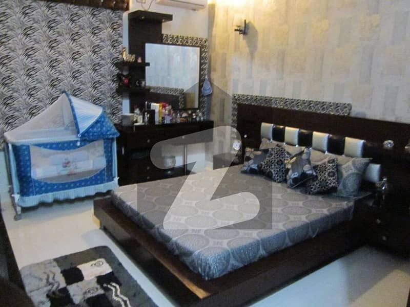 عامر خسرو کراچی میں 4 کمروں کا 13 مرلہ زیریں پورشن 4.5 کروڑ میں برائے فروخت۔