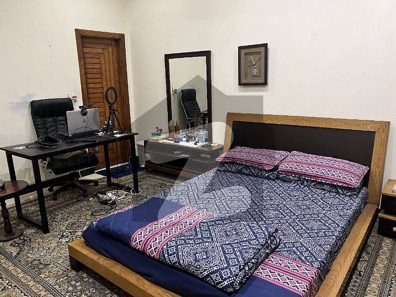 بنی گالہ اسلام آباد میں 7 کمروں کا 12 مرلہ مکان 3.3 کروڑ میں برائے فروخت۔