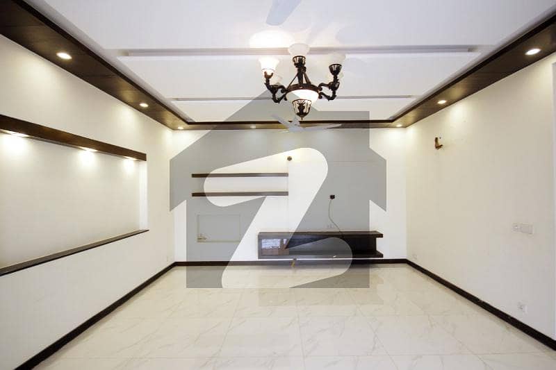 1 Kanal Upper Portion House For Rent In DHA Phase 6