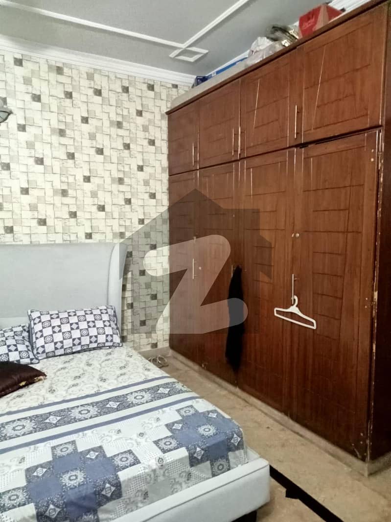 بحریہ ٹاؤن فیز 3 بحریہ ٹاؤن راولپنڈی,راولپنڈی میں 5 کمروں کا 10 مرلہ مکان 3.25 کروڑ میں برائے فروخت۔
