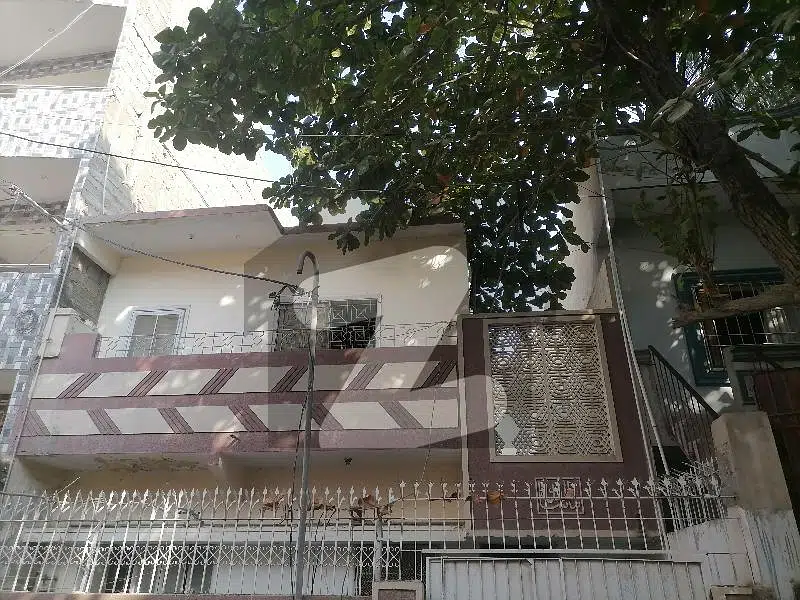 House Spread Over 120 Square Yards In North Karachi - Sector 11-C/1 Available