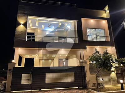 Branded House With Basement For Rent