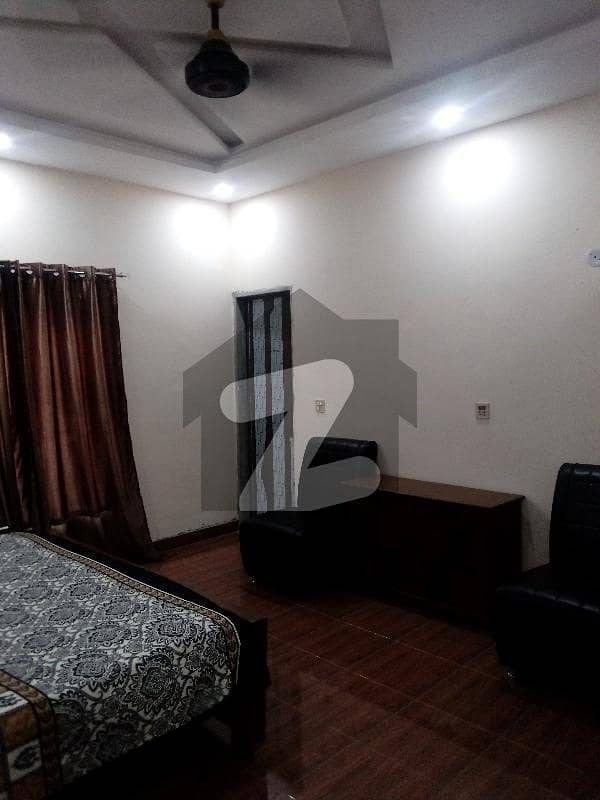 Beautiful Fully Furnished L Portion For The Family And Bachelors