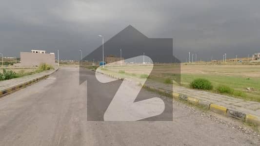 Bahria Orchard 5 Marla Plot For Sale