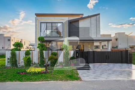 10 MARLA BRAND NEW LUXURIOUS HOUSE FOR SALE IN DHA PHASE 8