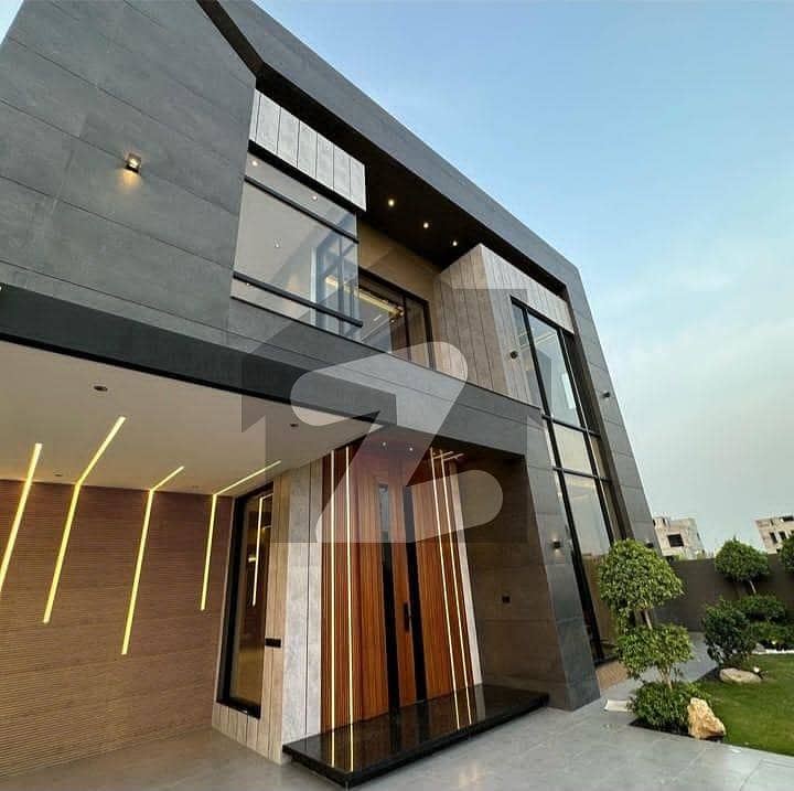 1 Kanal Modern Bungalow Upper Portion For Rent In DHA Phase 6
