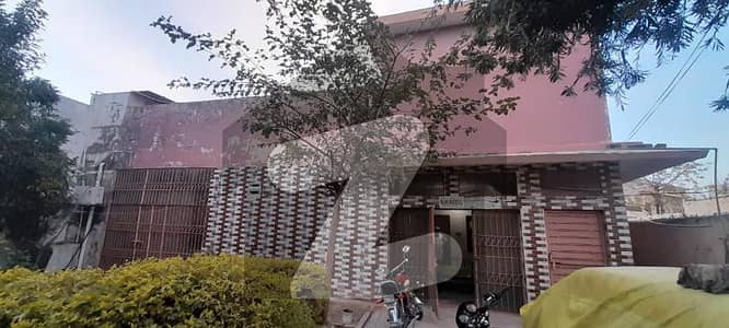 چکری روڈ راولپنڈی میں 4 کمروں کا 10 مرلہ مکان 1.2 کروڑ میں برائے فروخت۔