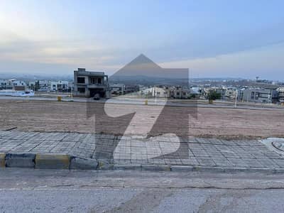 10 Marla Residential Plot For Sale In Bahria Town Phase-8 (BLOCK I),Rwp