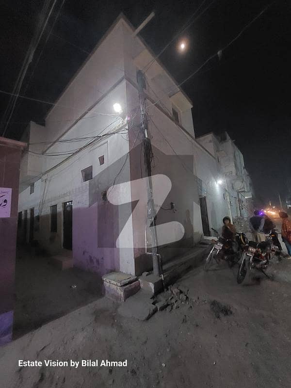 مدینہ ٹاؤن فیصل آباد میں 5 کمروں کا 3 مرلہ مکان 37.0 ہزار میں کرایہ پر دستیاب ہے۔