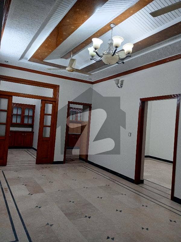 سوان گارڈن ۔ بلاک اے سوان گارڈن,اسلام آباد میں 6 کمروں کا 12 مرلہ مکان 1.2 لاکھ میں کرایہ پر دستیاب ہے۔