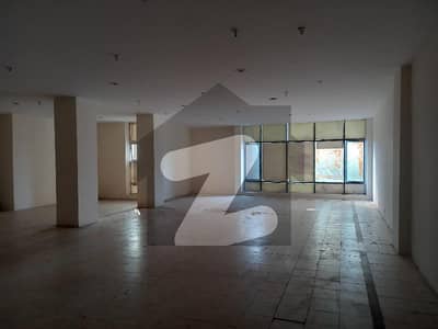 OFFICE FOR RENT IN MAIN BOULEVARD GULBERG III