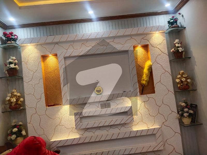 ایم پی سی ایچ ایس ۔ ملٹی گارڈنز بی ۔ 17,اسلام آباد میں 3 کمروں کا 7 مرلہ مکان 1.6 کروڑ میں برائے فروخت۔