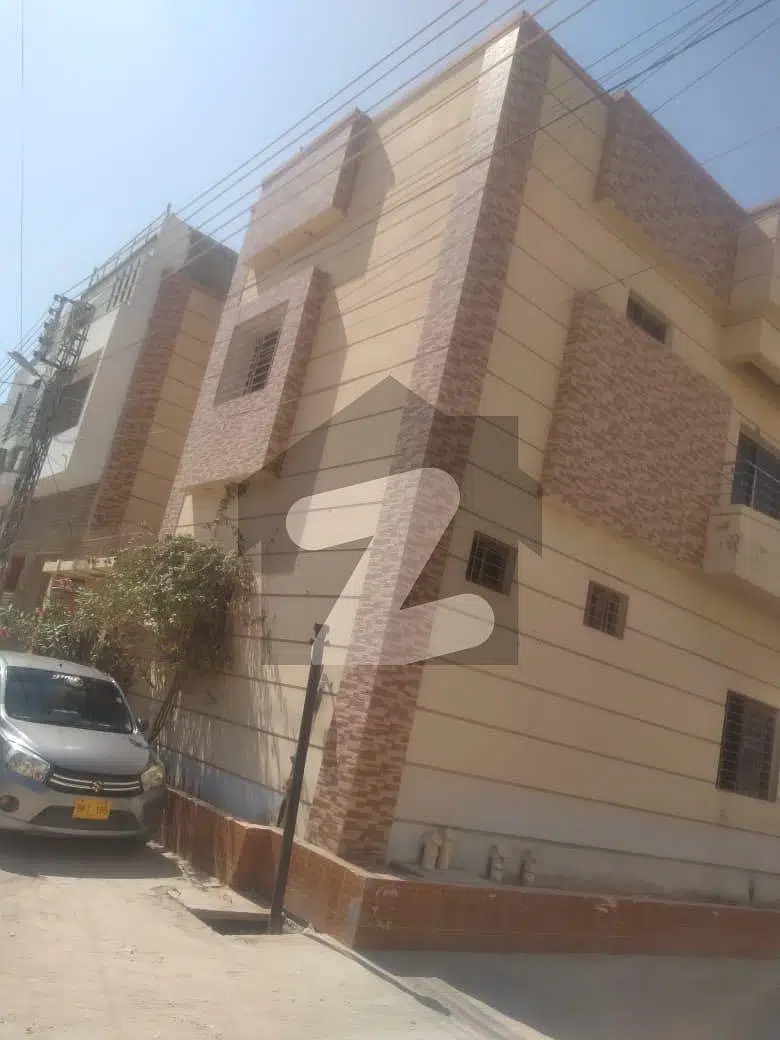 Well Maintained House In Isra Village For Rent
