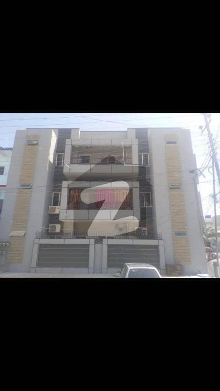 نارتھ کراچی - سیکٹر 7-ڈی نارتھ کراچی,کراچی میں 9 کمروں کا 8 مرلہ مکان 3.35 کروڑ میں برائے فروخت۔