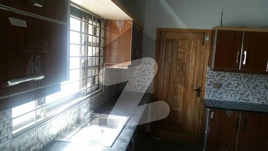 2 kanal upper portion for rent in gulbhar block bahria Town Lahore lower portion lock
