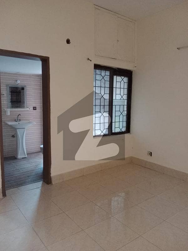 Ready To Rent A House 4 Marla In Old Officers Colony Lahore Old