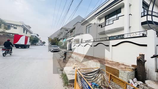 14 Marla Corner House For Sale In Pwd Housing