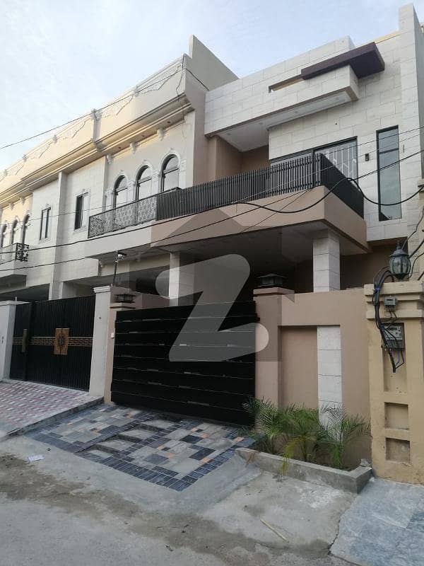 6 Marla Modern Solid House For Sale Located At Ali Park Lahore.