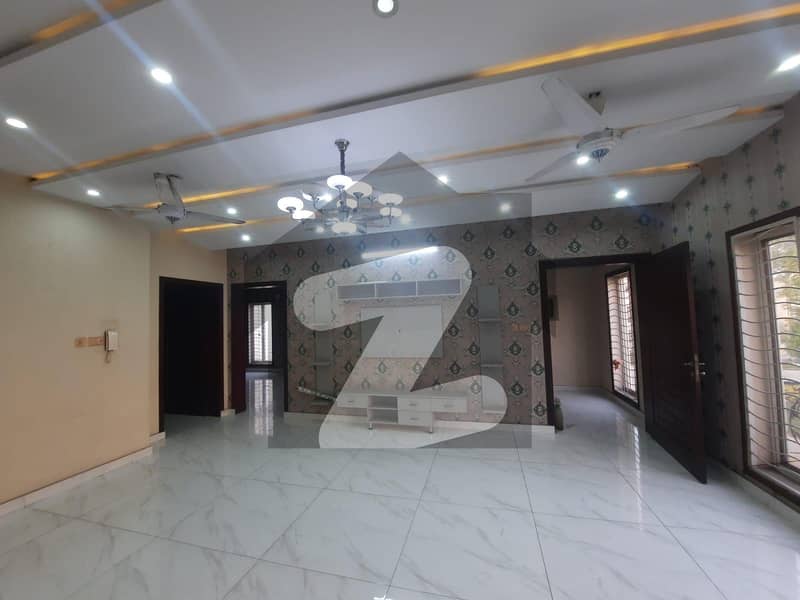 14 Marla Brand New Upper Portion Available For Rent ( Separate Entrance) Prime Location In Citi Housing Gujranwala