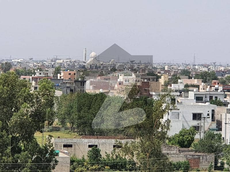 چنار باغ لاہور میں 2 کنال رہائشی پلاٹ 1.55 کروڑ میں برائے فروخت۔
