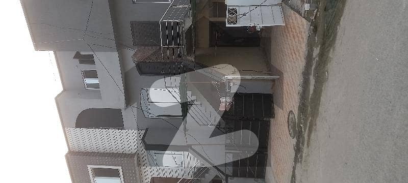 ایڈن آباد ایڈن,لاہور میں 3 کمروں کا 3 مرلہ فلیٹ 46.0 لاکھ میں برائے فروخت۔
