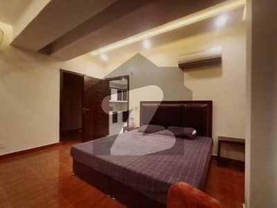 530 SQFT Full Furnished Flat Sector E Bahria Town Lahore
