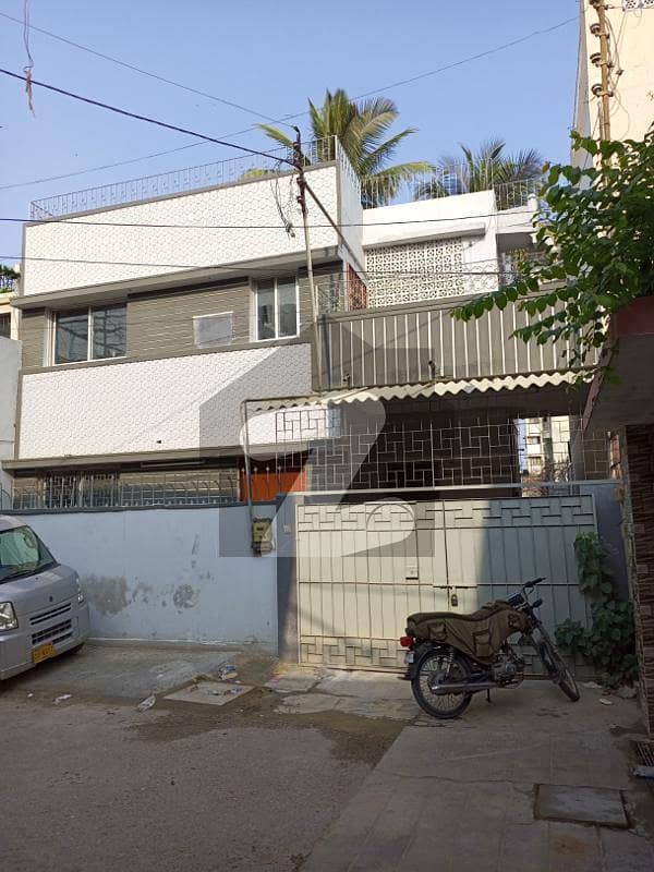 Independent House For Rent 200 Sq Yards One Unit Vip Block 7 Gulshan-E-Iqbal