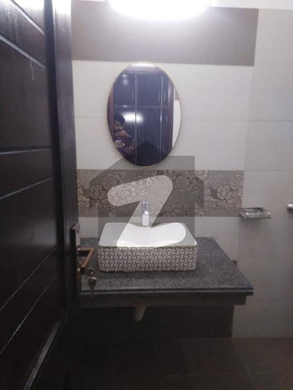 پی سی ایس آئی آر سٹاف کالونی لاہور میں 4 کمروں کا 4 مرلہ مکان 1.45 کروڑ میں برائے فروخت۔