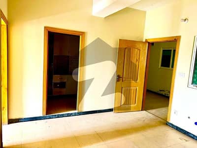 2 BEDROOM FLAT FOR RENT F-17 ISLAMABAD ALL FACILITY AVAILABLE