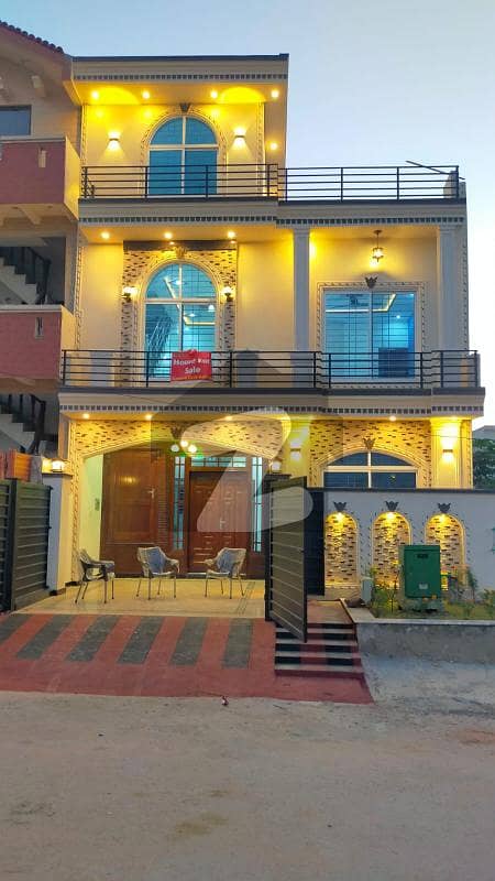 25x40 Luxurious Brand new House Available for Sale in G 14/4 Islamabad