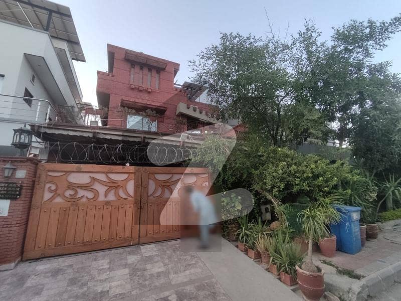 Beautiful Full House With Basement With Solar System In Bahria Town For Rent