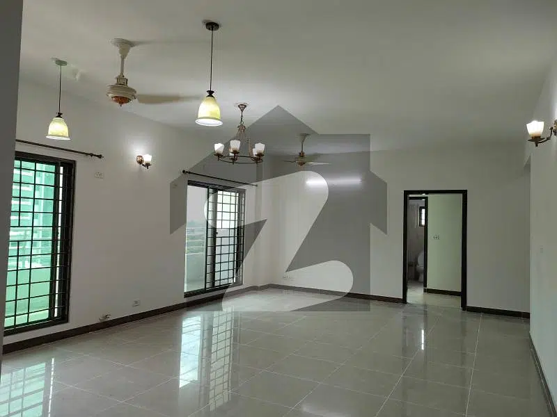 Superb Location 11 Marla 3 Bedroom Brand New 5th Floor Flat For Sale In Askari 1 Lahore