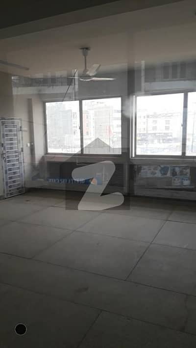 DEFENCE PHASE 5 KHADDA MARKET OFFICE FOR RENT