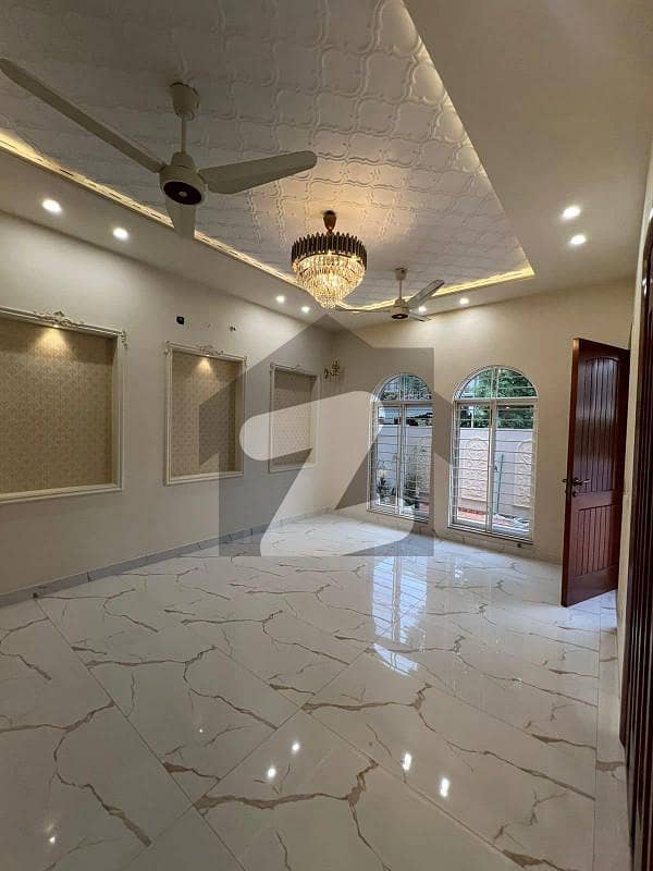10 Marla Spanish House Is Available For Sale On Ferozpur Road In Central Park