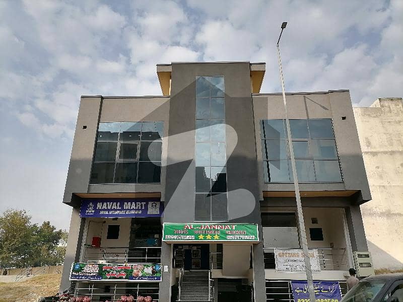 نیول اینکریج اسلام آباد میں 6 کمروں کا 8 مرلہ عمارت 10.5 کروڑ میں برائے فروخت۔