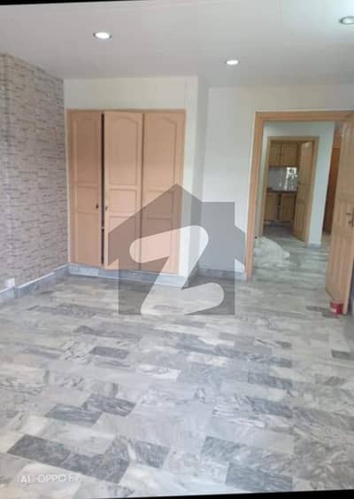 Good Location 1000 Square Feet Flat For Rent In I-8 Markaz