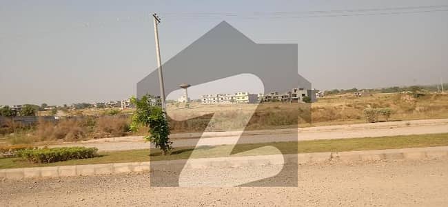 Prime Location 7 Marla Developed Possession Plot Available For Sale