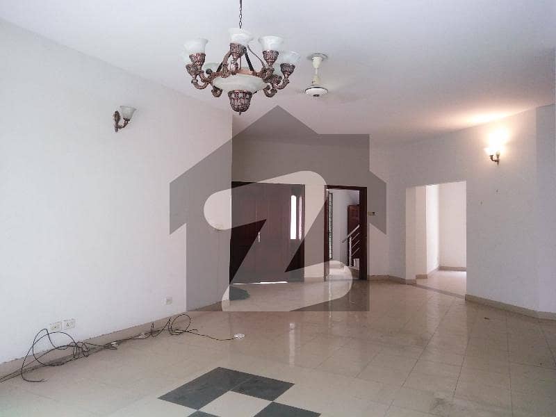 1 Kanal House Available In Askari 11 For sale