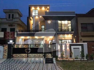 At 80 Feet Road 10 Marla House For Sale In A Block Central Park Lahore