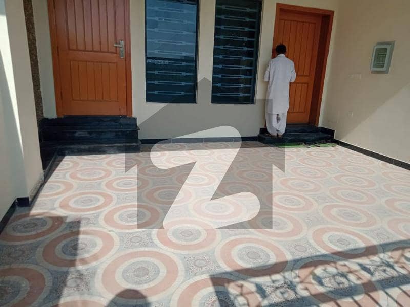 ڈی ۔ 12 اسلام آباد میں 3 کمروں کا 10 مرلہ زیریں پورشن 1.0 لاکھ میں کرایہ پر دستیاب ہے۔