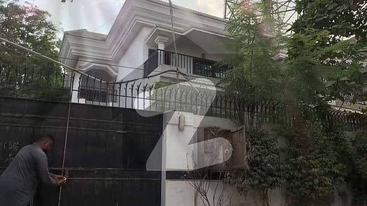 مسلم آباد سوسائٹی کراچی میں 4 کمروں کا 12 مرلہ مکان 1.6 لاکھ میں کرایہ پر دستیاب ہے۔
