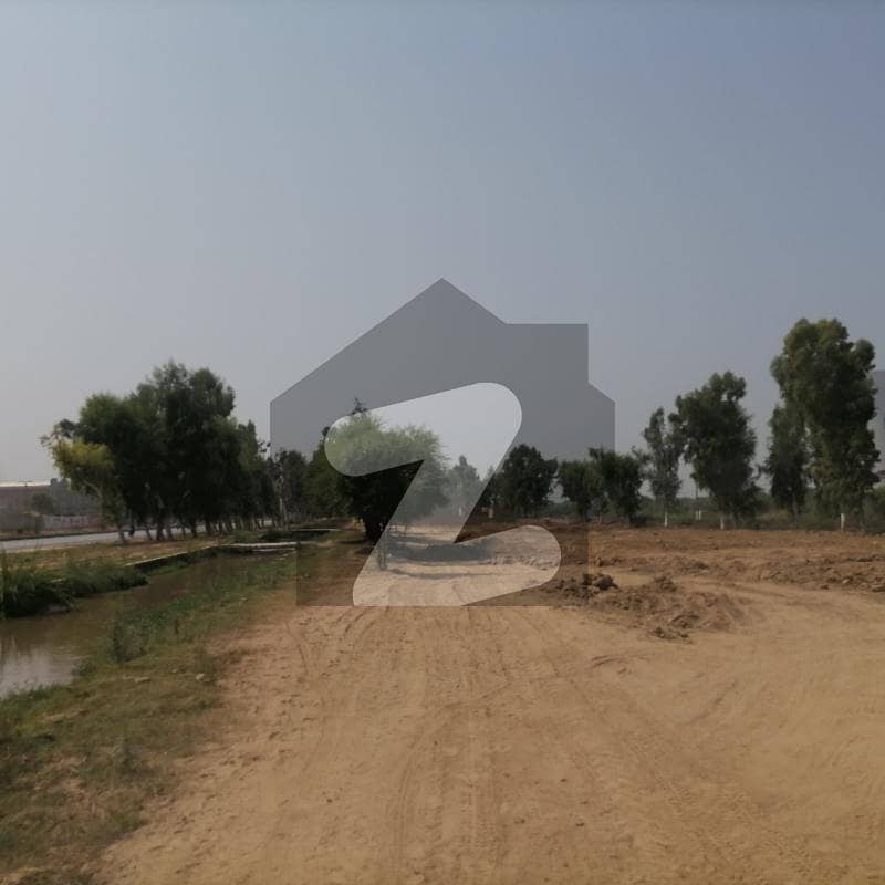 Buy Your Ideal 10 Marla Commercial Plot In A Prime Location Of Qadirabad