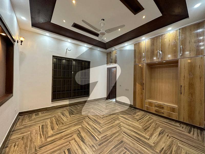 12 Marla Corner Brand New Ultra Luxury House For Rent In Rafi Block 12 Marla Corner Brand New Ultra Luxury House For Rent In Rafi Block