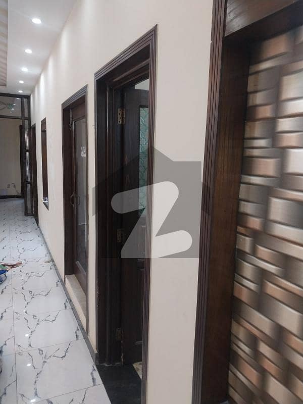 E-11 Full House 6 Beds 2 Kitchen DD TV Lounge For Rent