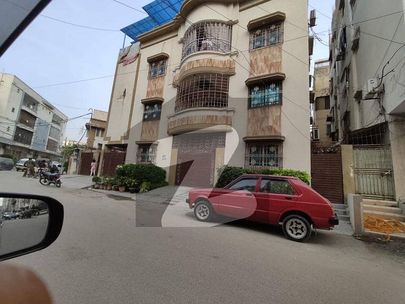 دھوراجی کالونی گلشنِ اقبال ٹاؤن,کراچی میں 6 کمروں کا 7 مرلہ مکان 6.5 کروڑ میں برائے فروخت۔
